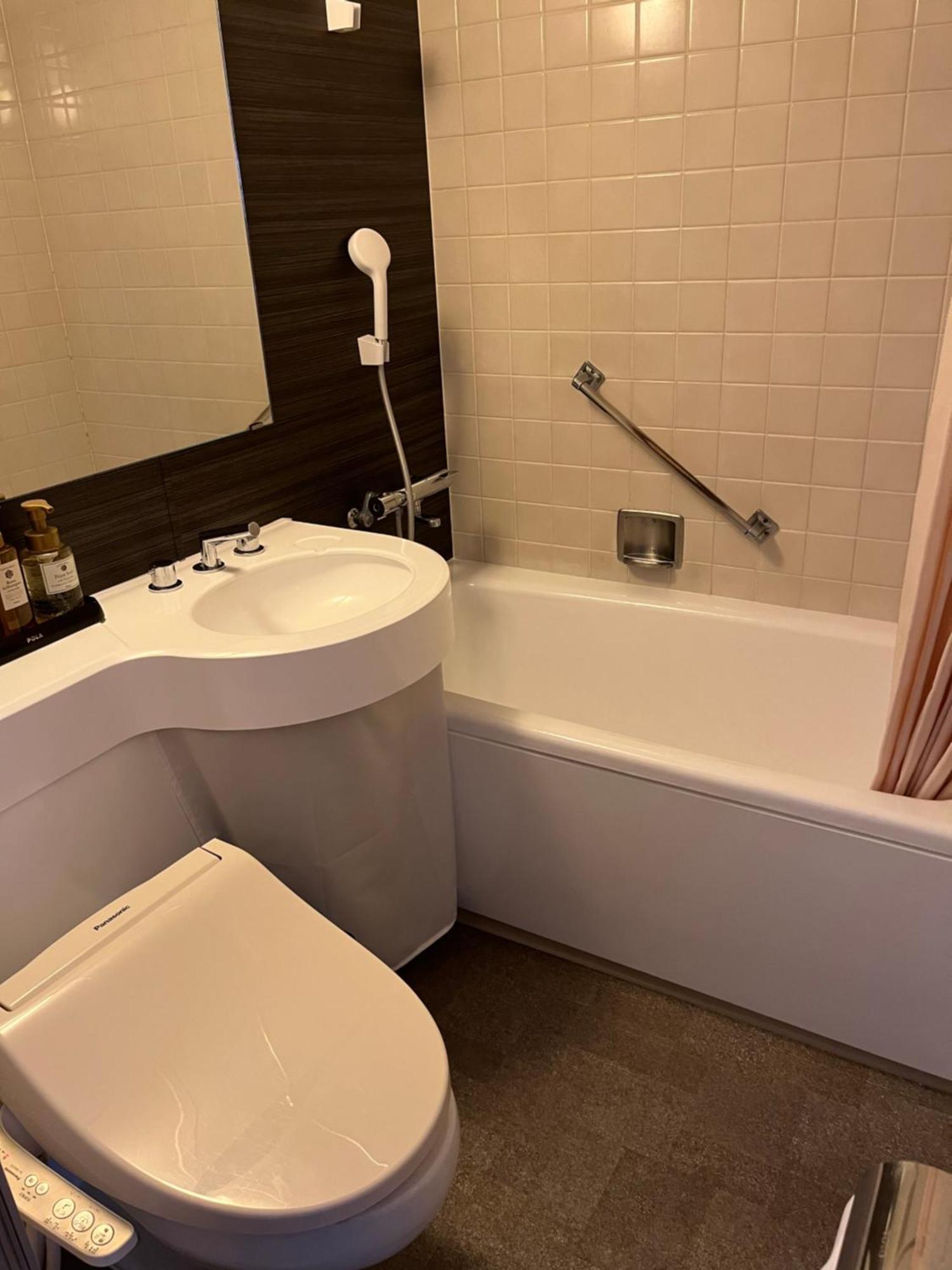 אודווארה Hotel Posh מראה חיצוני תמונה